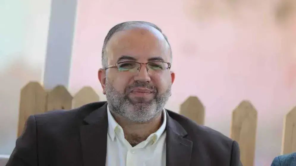 علي العامودي (وفقا للمادة 27أ) علي العامودي