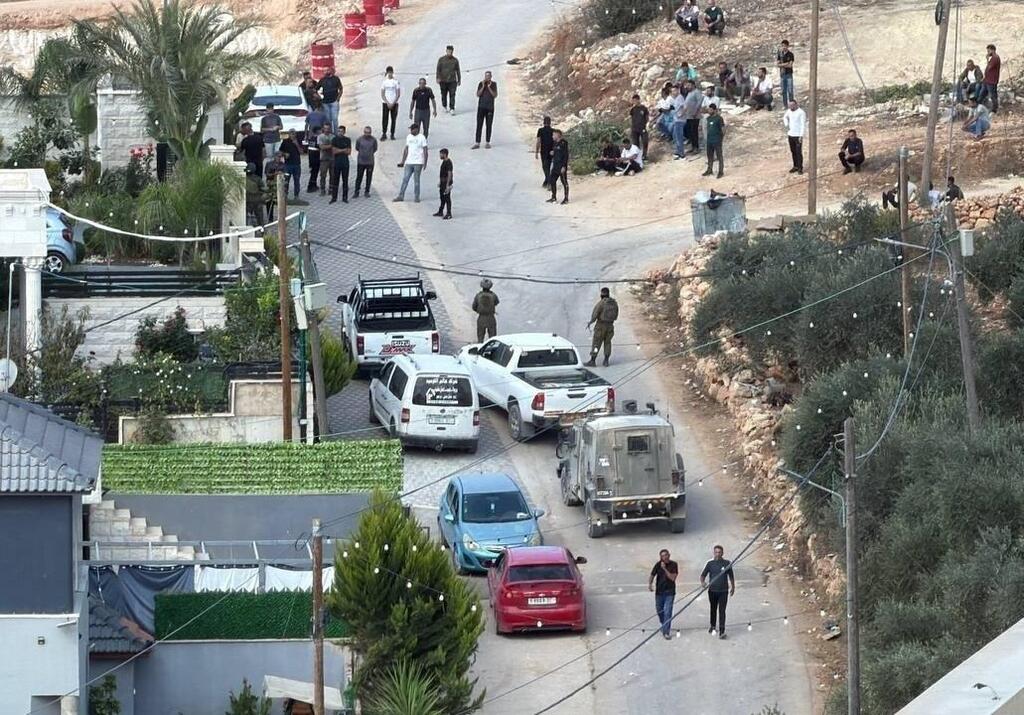 اعتداءات على مزارعين ومنازل في أوصرين