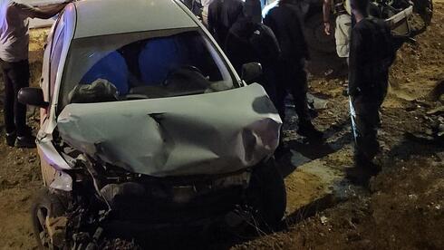 مقتل شاب وإصابة آخر بجراح متوسطة في حادث طرق قرب تل السبع في النقب