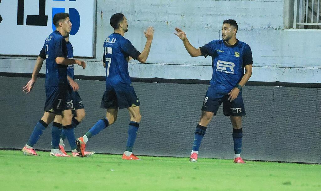 مكابي الرينة يتعادل مع ريشون لتسيون بعد مباراة مثيرة (راديو الناس) مكابي الرينة يتعادل مع كفار شاليم بعد مباراة مثيرة
