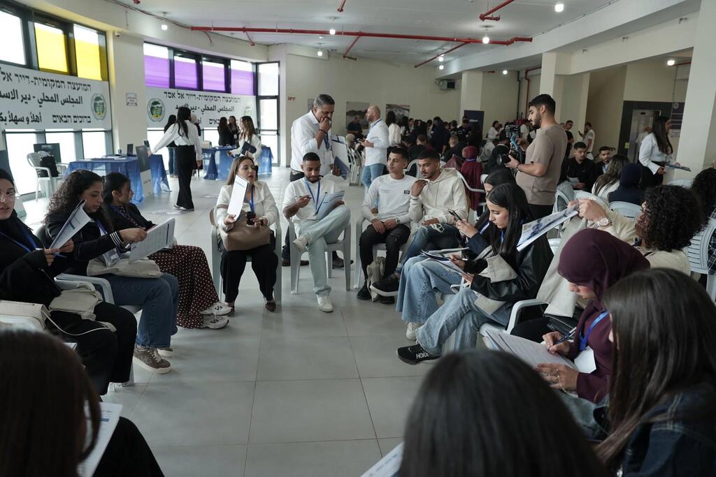 الفنار تنظّم معرض التدريب المهني (27أ) الفنار تنظّم معرض التدريب المهني