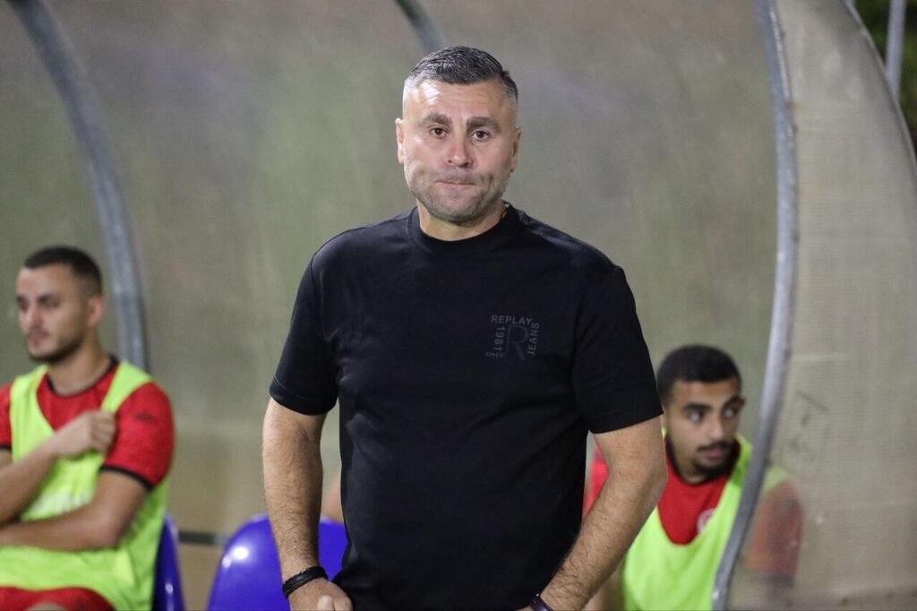 رباعية موجعة تُعمّق جراح عرعرة عارة: 3 نقاط تُبقي الفريق في عين العاصفة (راديو الناس) رباعية موجعة تُعمّق جراح عرعرة عارة: 3 نقاط تُبقي الفريق في عين العاصفة