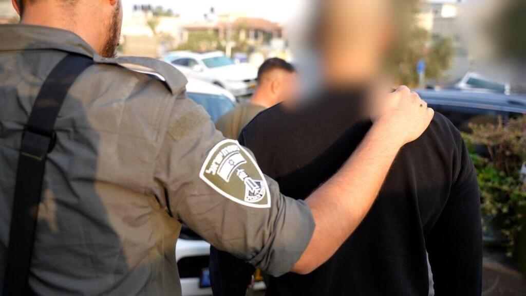 اعتقال 4 مشتبهين من كفر كنا وعيلوط بشبهة الاحتيال على نحو 500 شخص وسلب مئات آلاف الشواقل